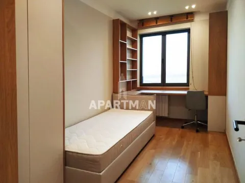 Izdavanje, četvorosoban stan, 89m², Stari Grad, Beograd - image 10