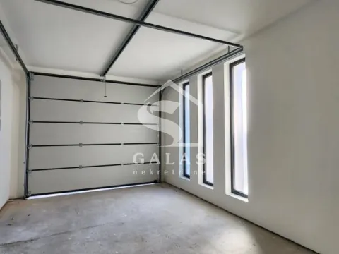 Prodaja, kuća, 223m², Vrčin, Grocka - image 21