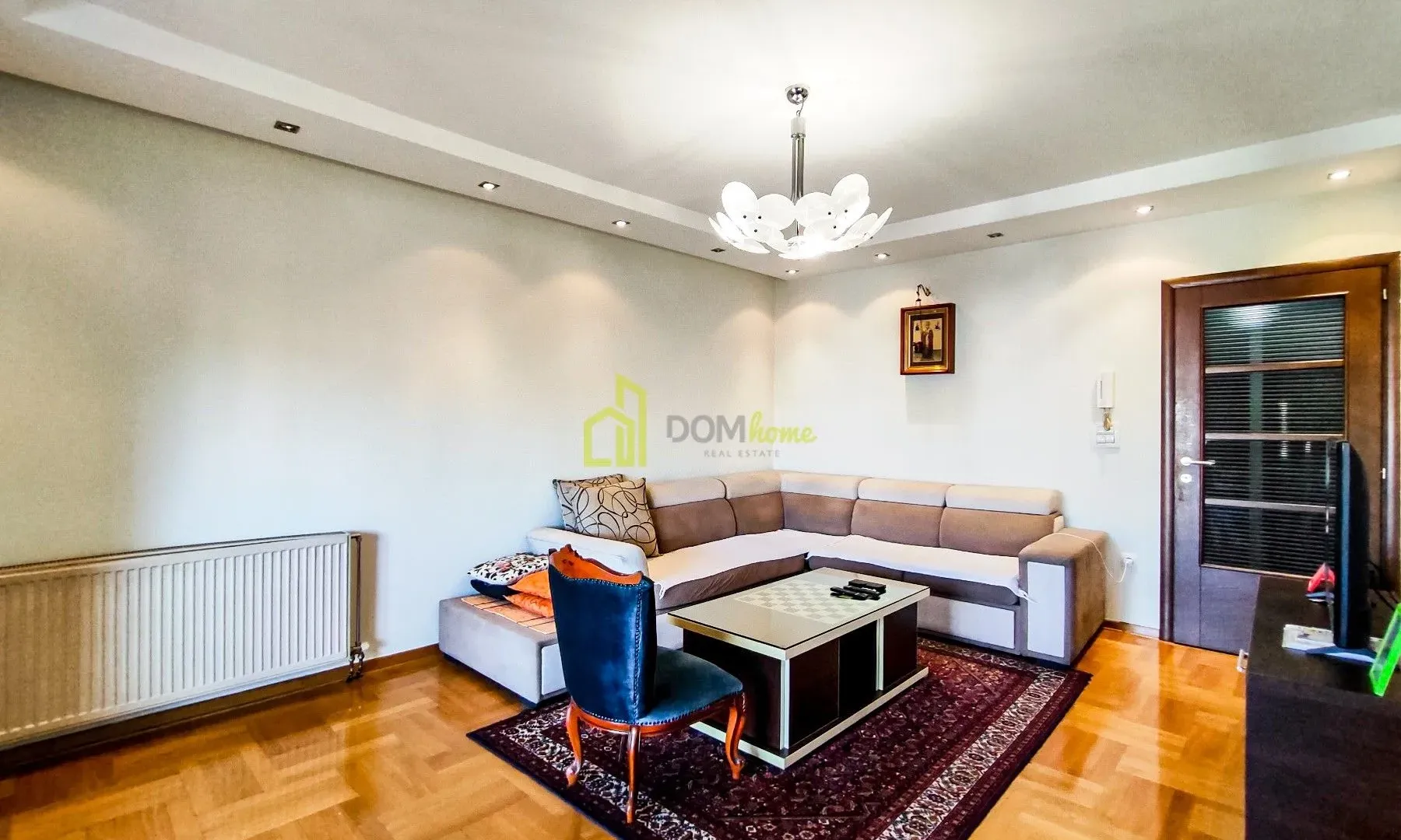 Prodaja, trosoban stan, 95m², Centar, Podgorica