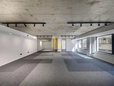 Izdavanje, poslovni prostor, 279m², Bulevar Oslobodjenja, Novi Sad Sve Podlokacije - image 10