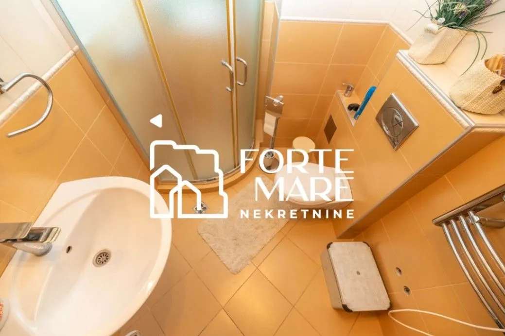 Prodaja, jednosoban stan, 75m², Đenovići, Herceg Novi