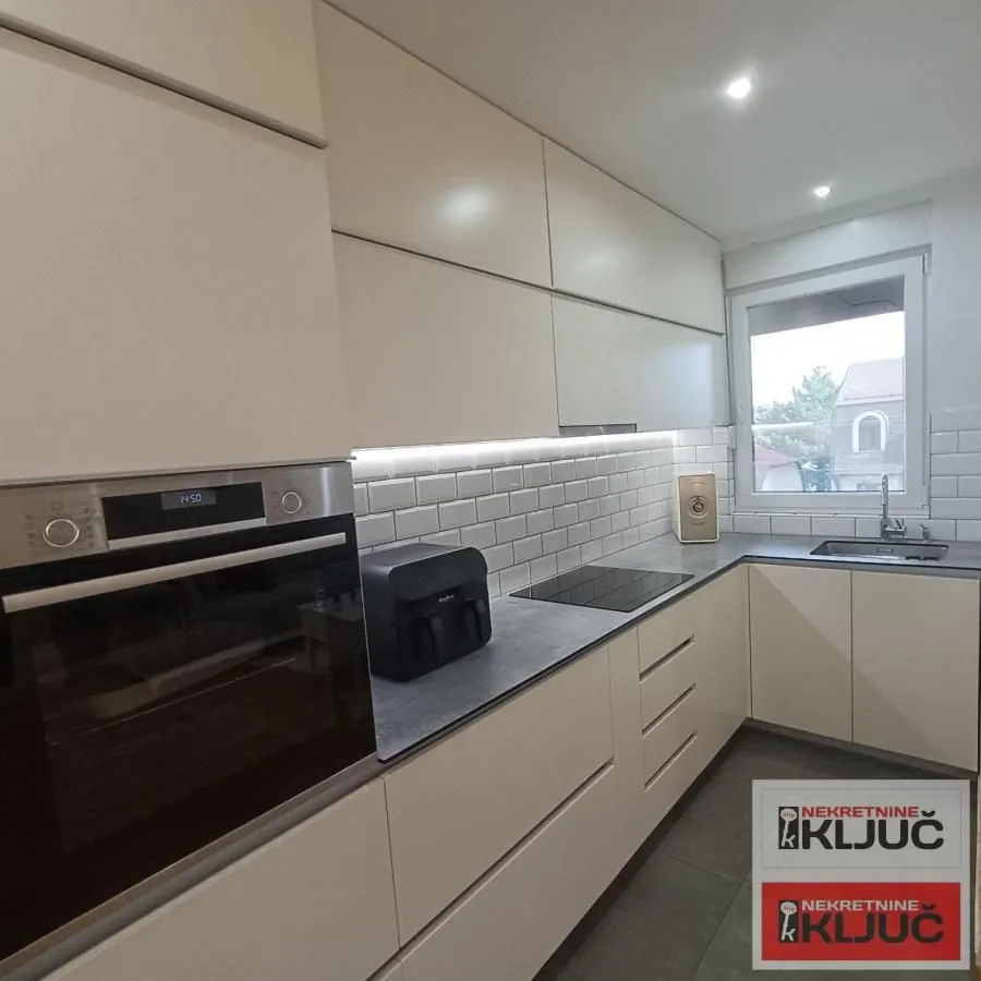 Prodaja, četvorosoban stan, 90m², Telep, Novi Sad Sve Podlokacije