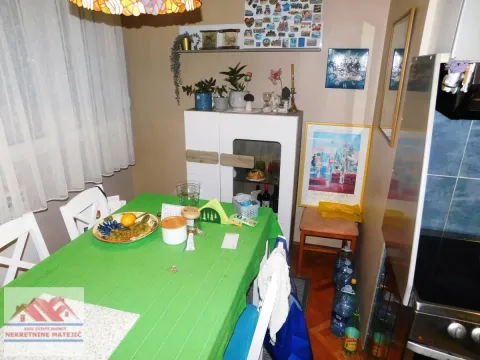 Prodaja, trosoban stan, 77m², Centar, Kragujevac - image 21