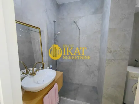 Prodaja, dvosoban stan, 87m², Stari Grad, Beograd - image 9