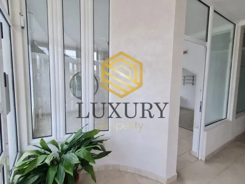 Izdavanje, poslovni prostor, 38m², Drac, Podgorica - image 2