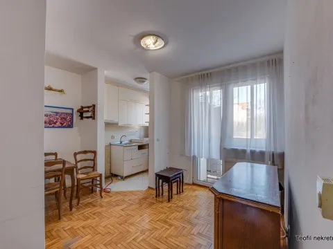Prodaja, jednosoban stan, 32m², Novi Sad, Srbija - image 1