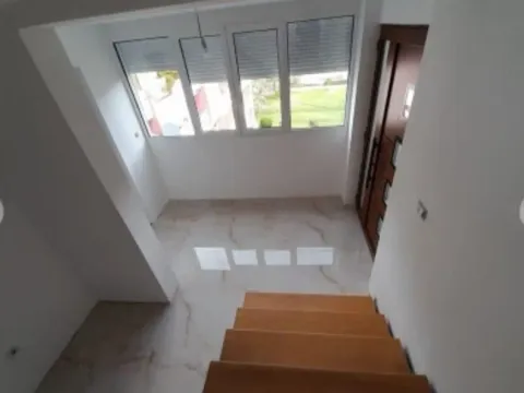 Sale, three bedroom apartment, 160m², Centar, Budva - image 10