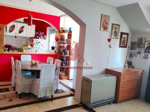 Prodaja, trosoban stan, 69m², Mladenovac, Beograd - image 12