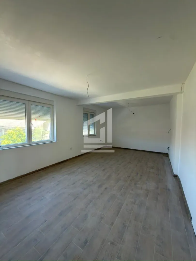 Rent, house, 85m², Tološi, Podgorica