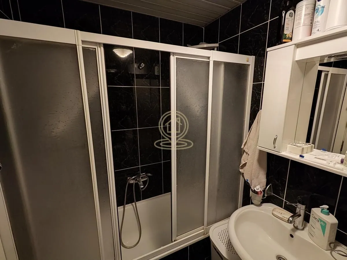 Prodaja, trosoban stan, 60m², Podbara, Novi Sad Sve Podlokacije