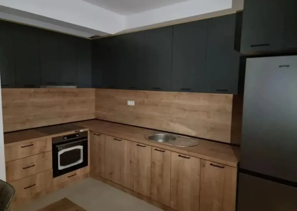 Izdavanje, jednosoban stan, 46m², New City, Podgorica