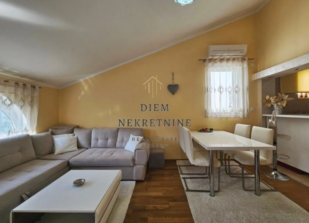 Prodaja, stan, 62m², Centar, Bar