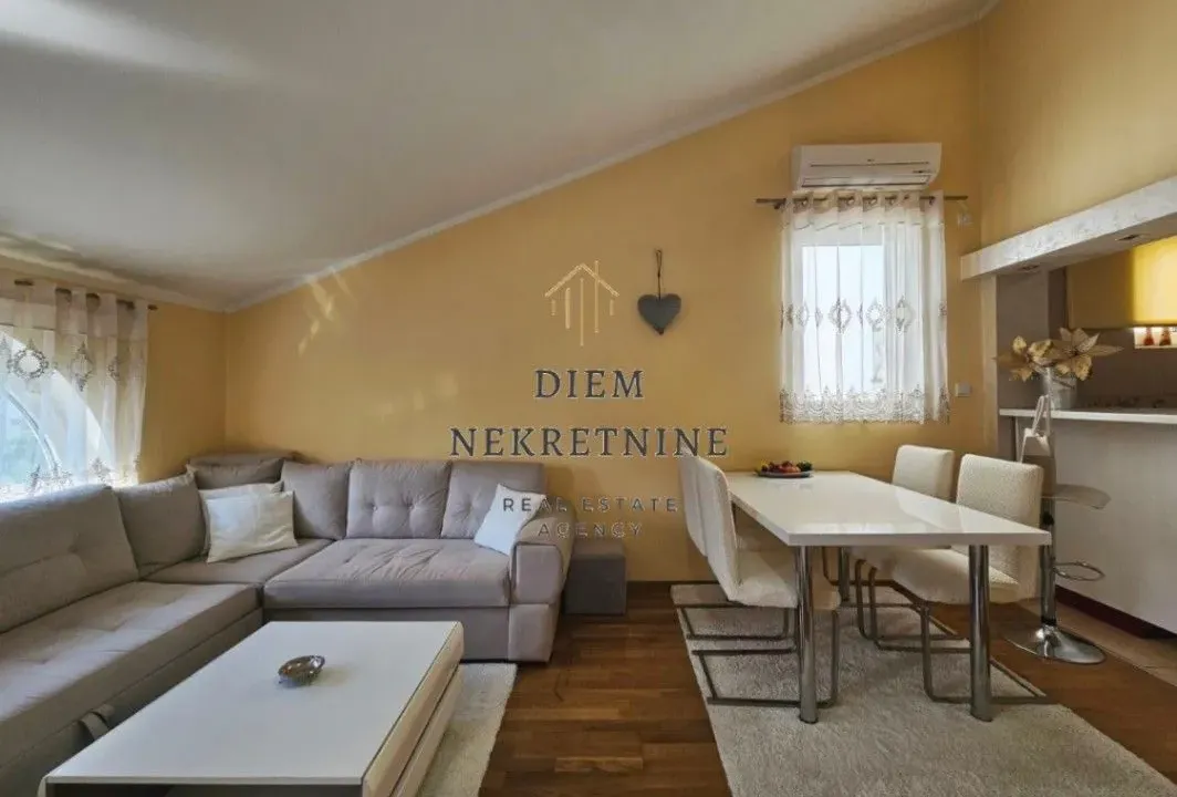 Prodaja, stan, 62m², Centar, Bar