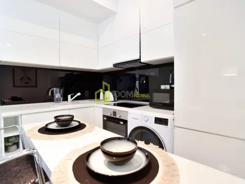 Izdavanje, trosoban stan, 89m², Tre Canne, Budva - image 8