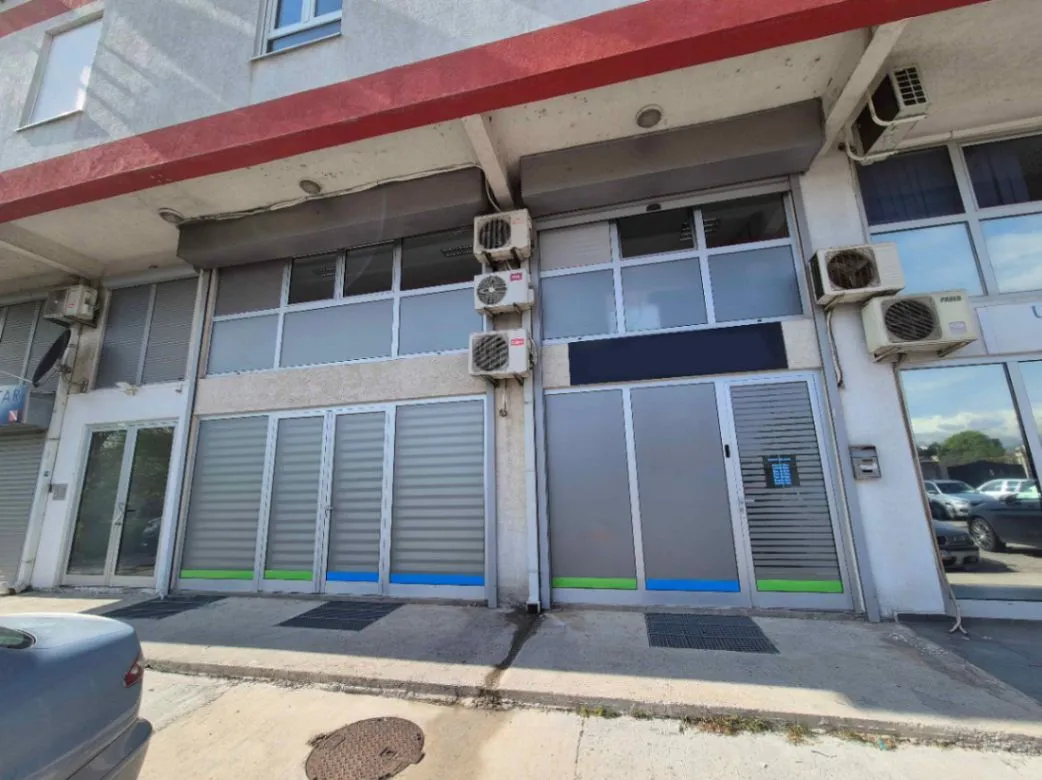 Rent, office space, 190m², City Kvart, Podgorica