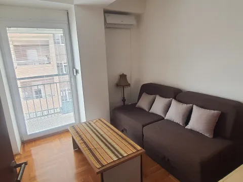 Prodaja, trosoban stan, 91m², 1 maj, Podgorica - image 5