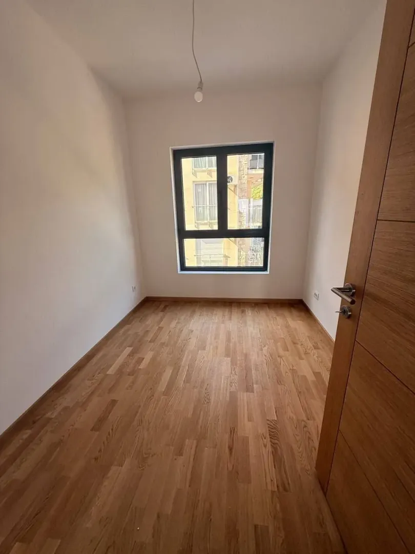Prodaja, dvosoban stan, 64m², Bečići, Budva