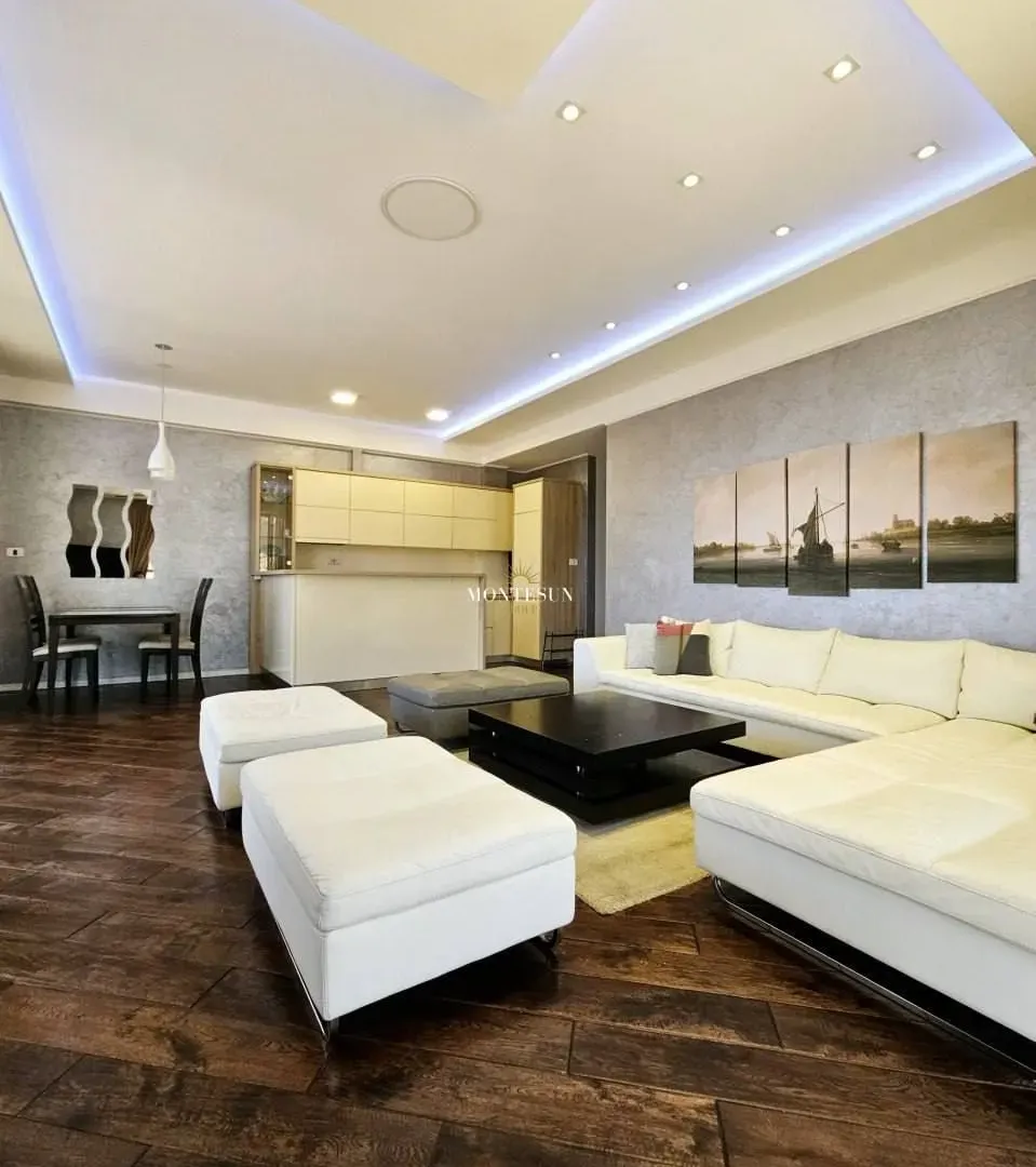 Rent, two bedroom apartment, 89m², Budva, Crna Gora