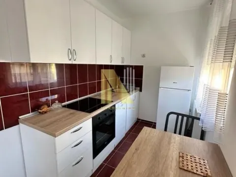 Izdavanje, jednosoban stan, 36m², Centar, Novi Sad - image 4
