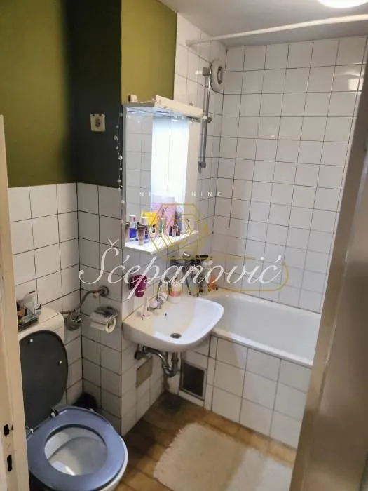 Prodaja, stan, 73m², Novo naselje, Novi Sad