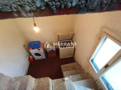 Sale, house, 272m², Gradnulica, Zrenjanin - image 14