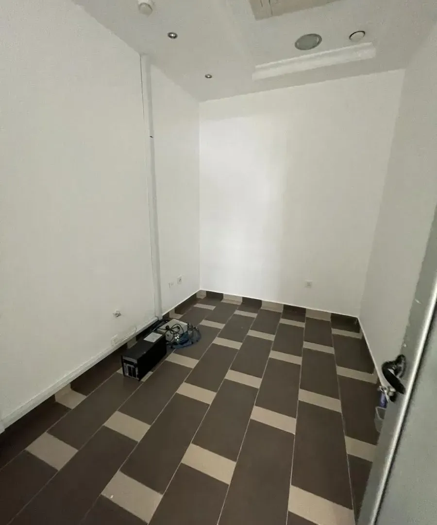 Rent, office space, 245m², Bulevar Oslobodjenja, Novi Sad Sve Podlokacije