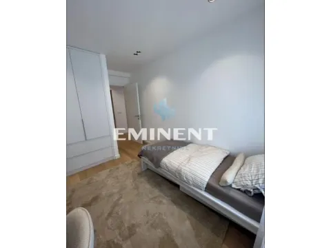 Izdavanje, četvorosoban stan, 112m², Stari Grad, Beograd - image 18