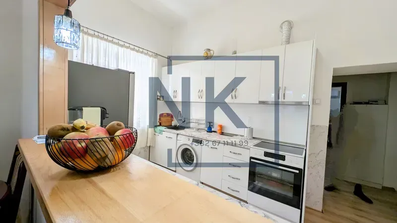 Prodaja, dvosoban stan, 84m², Stara Varoš, Podgorica