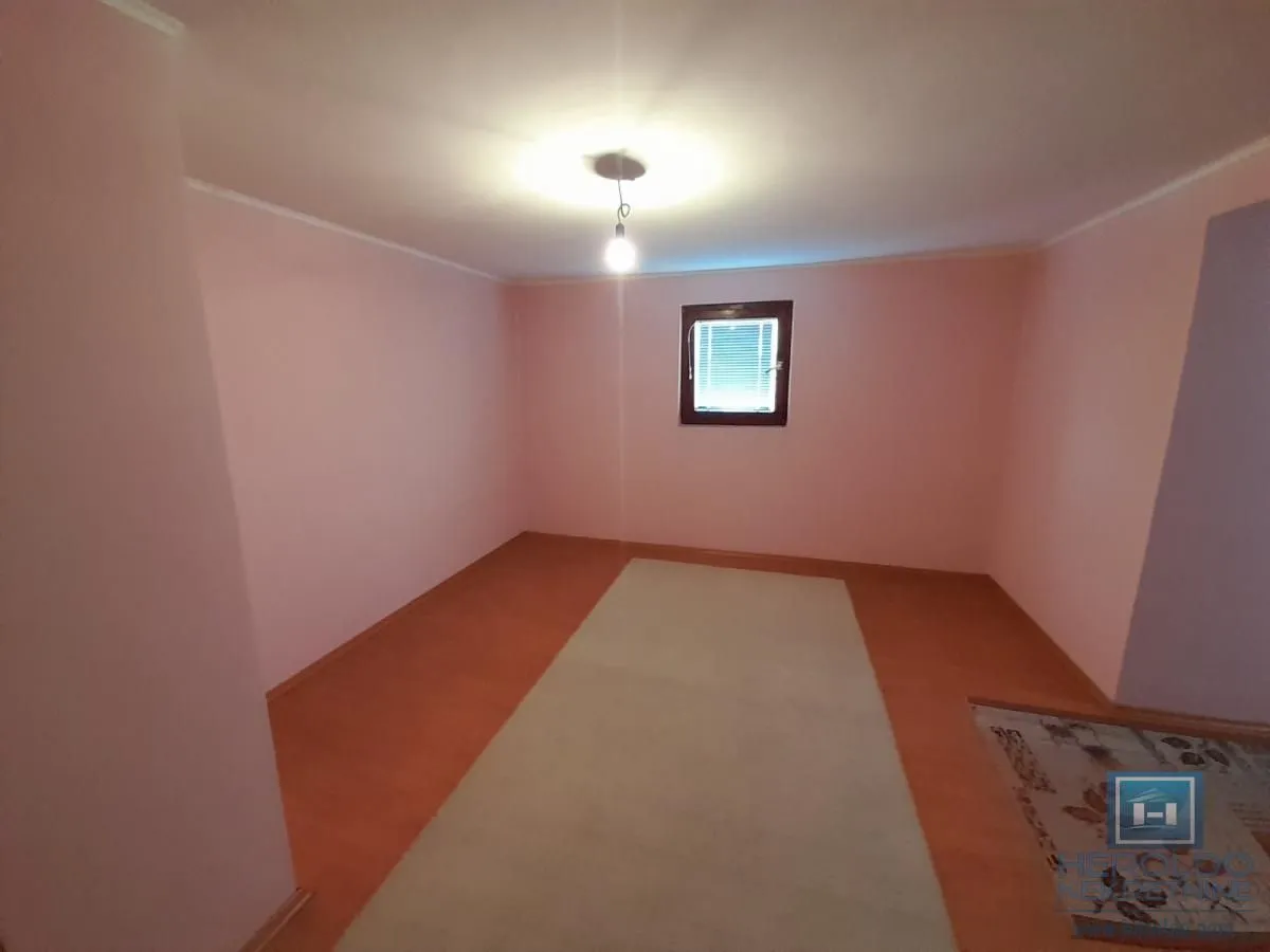 Sale, house, 180m², Centar, Ćuprija