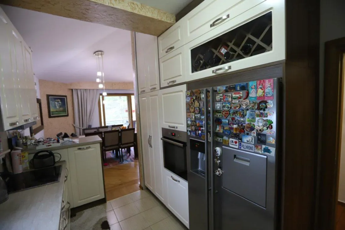 Prodaja, trosoban stan, 136m², Centar, Podgorica