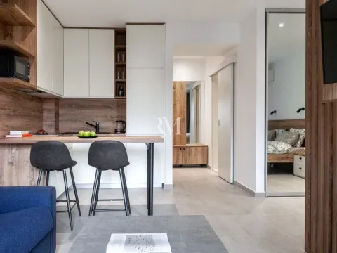 Rent, studio apartment, 33m², Škaljari, Kotor - image 3