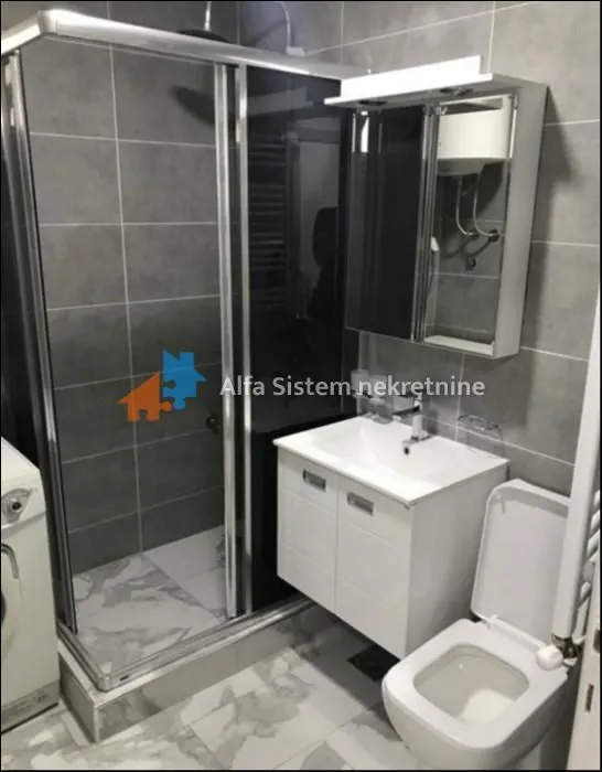 Rent, three bedroom apartment, 90m², Stari Grad, Beograd