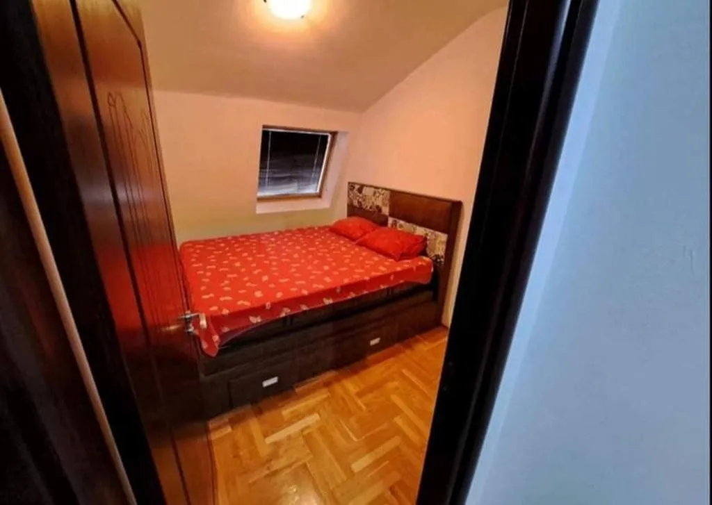 Izdavanje, jednosoban stan, 45m², Podgorica, Crna Gora