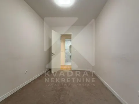 Rent, two bedroom apartment, 80m², Kruševac, Podgorica - image 10