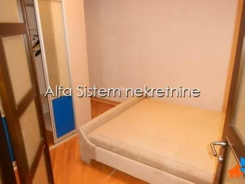 Izdavanje, dvosoban stan, 45m², Kalenić Pijaca, Vračar Sve Podlokacije - image 13