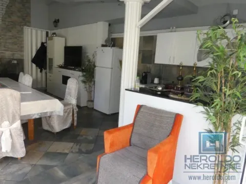 Prodaja, kuća, 380m², Pivara, Jagodina - image 7