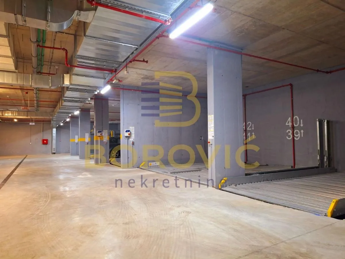 Sale, parking/garage, 13m², Vračar Sve Podlokacije, Beograd