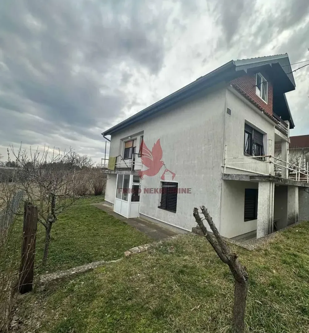 Sale, house, 240m², Mladenovac, Beograd