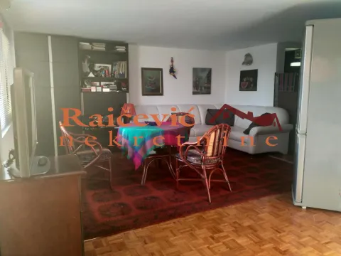 Izdavanje, garsonjera, 28m², Savski Venac, Beograd - image 5