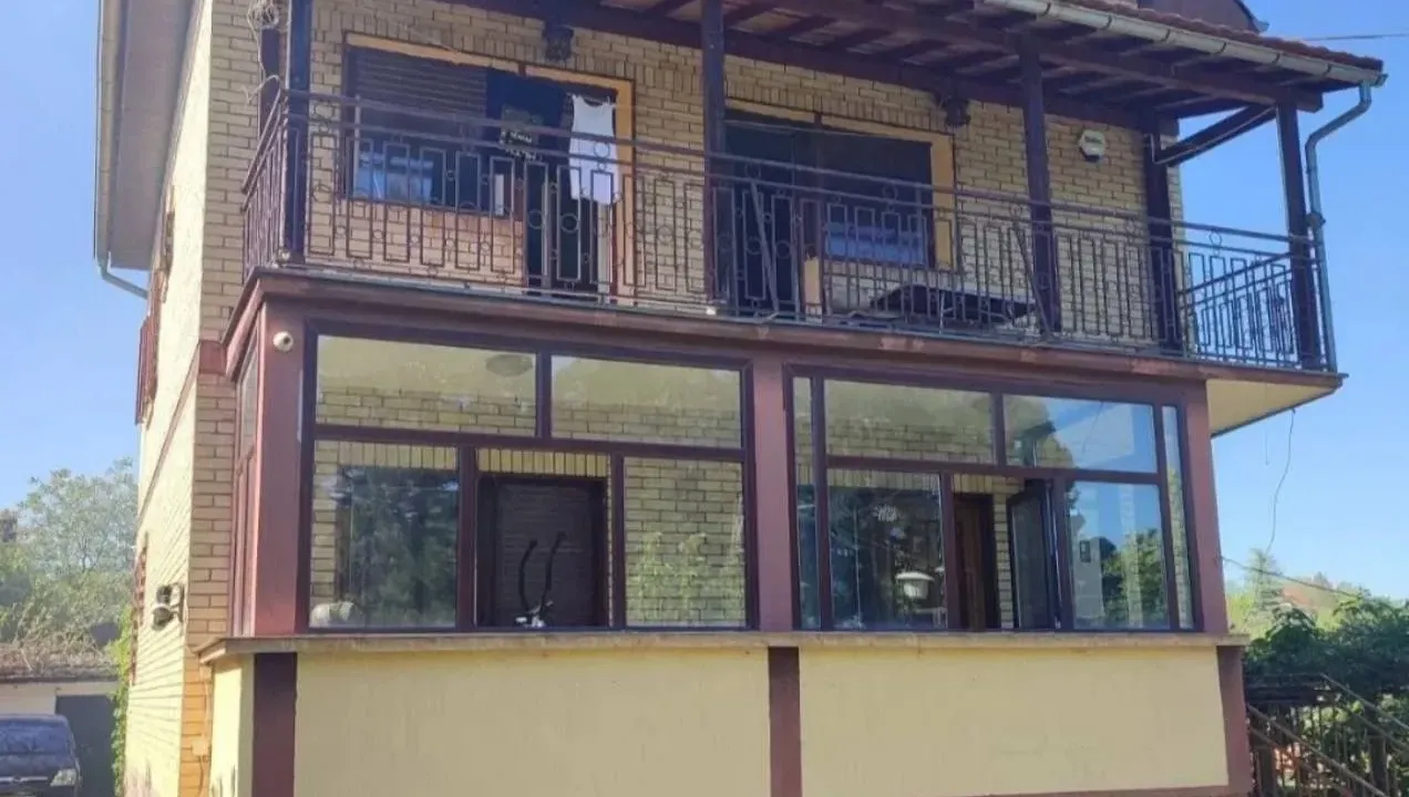 Sale, house, 288m², Trešnja-Koviona, Sopot