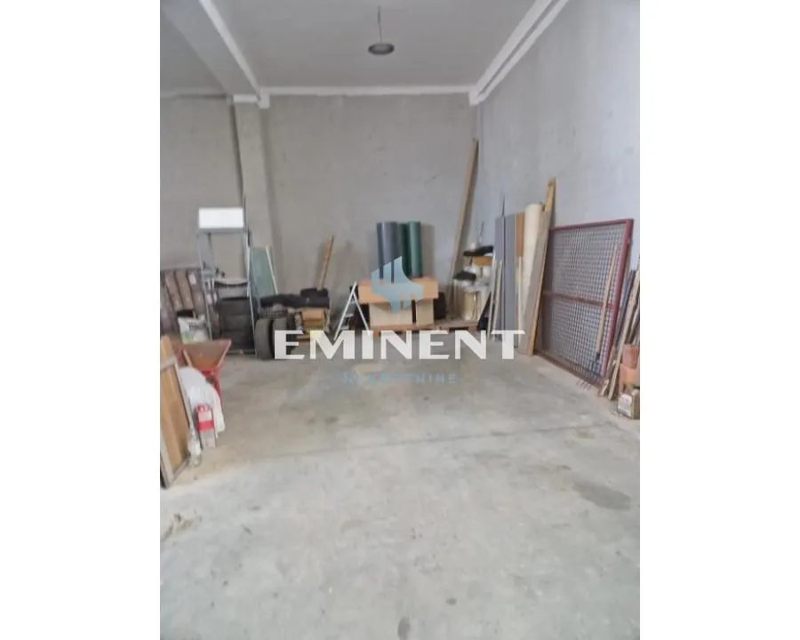 Rent, office space, 560m², Novi Banovci, Stara Pazova