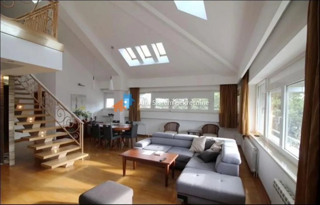 Rent, four bedroom apartment, 157m², Savski Venac, Beograd