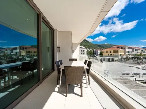 Prodaja, trosoban stan, 160m², Kumbor, Herceg Novi - image 9