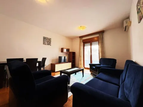Izdavanje, stan, 55m², Preko Morače, Podgorica - image 1