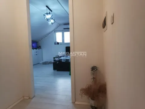 Prodaja, kuća, 130m², Ledine, Beograd - image 14