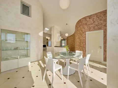 Prodaja, petosoban stan, 181m², Budva, Crna Gora - image 13