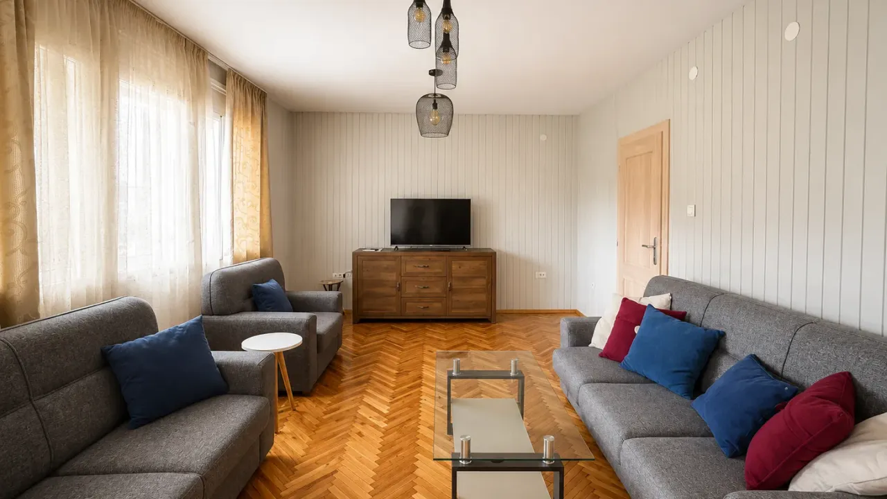 Rent, two bedroom apartment, 108m², Stari Aerodrom, Podgorica
