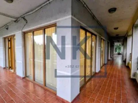 Izdavanje, poslovni prostor, 70m², Preko Morače, Podgorica