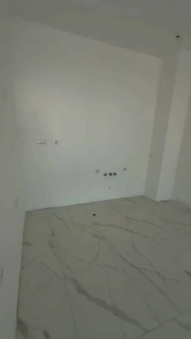 Prodaja, dvosoban stan, 93m², Centar, Bar