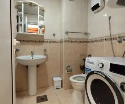 Izdavanje, jednosoban stan, 53m², Centar, Bar - image 2